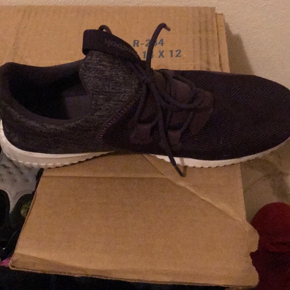 Reebok women’s size 8.5 - Picture 4 of 4